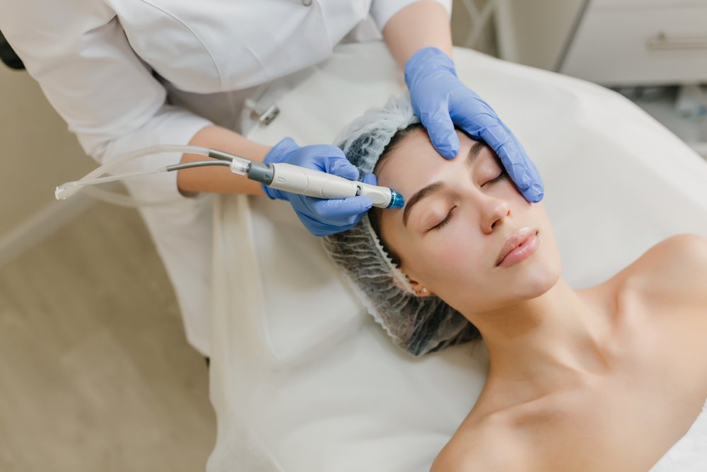 Deluxe Hydra Facial